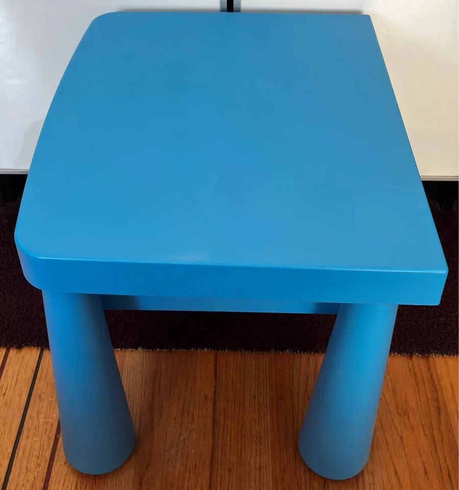 IKEA Mammut Blue Kids’ Activity Table - Like New image indicator(6)