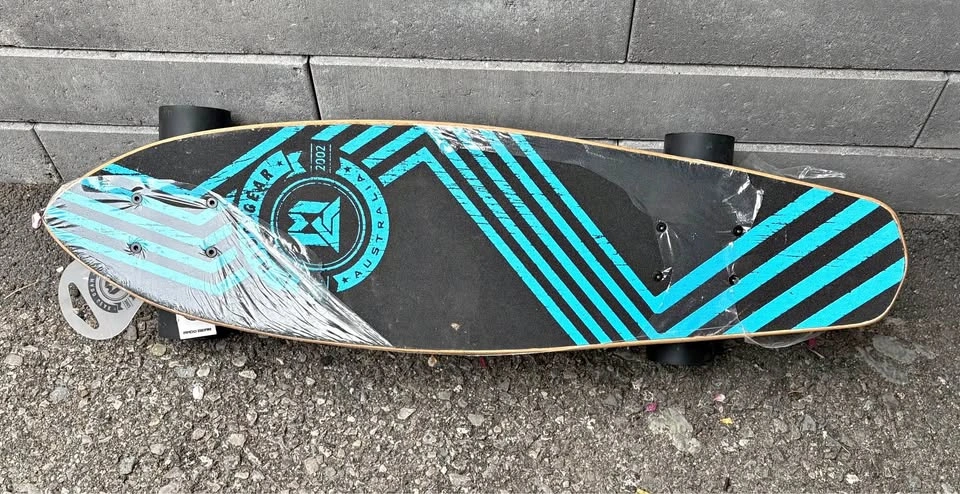 New MGP 28" Cruiser Board Ignite Skateboard