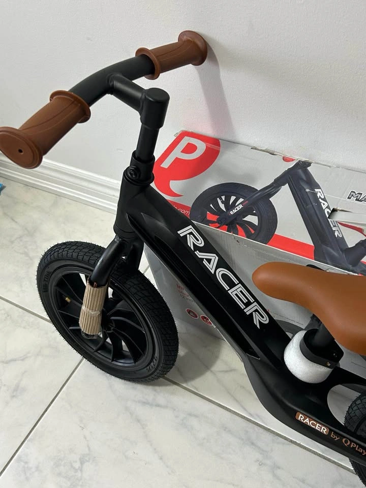 Racer Balance Bike for Toddlers - Brand New - photo 3