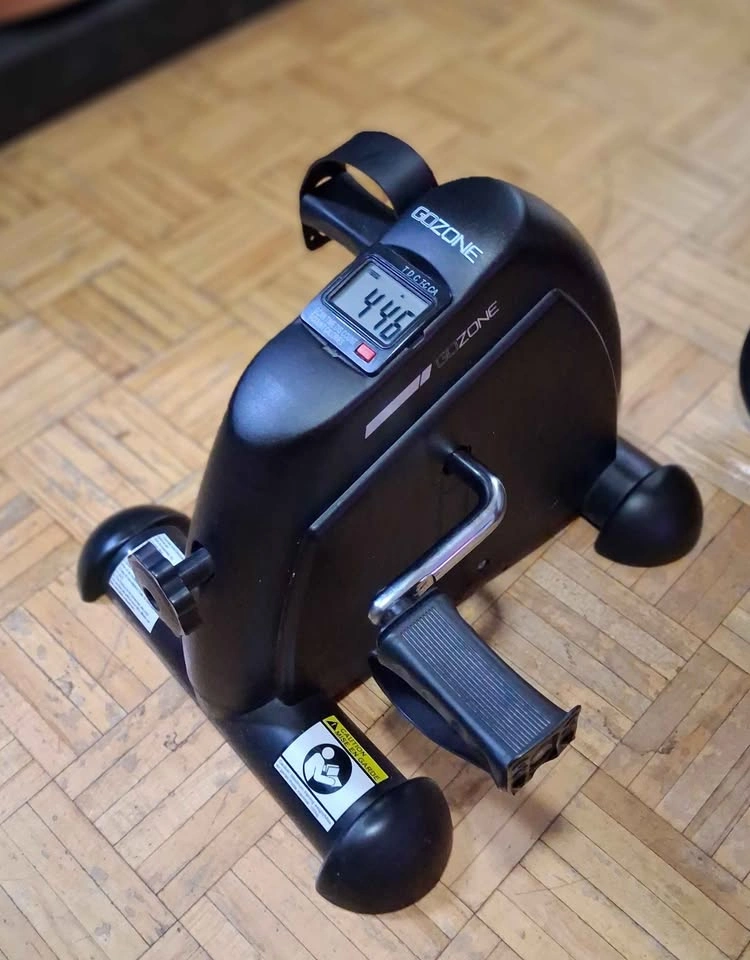 GOZONE Mini Exercise Bike Pedal Exerciser - photo 4