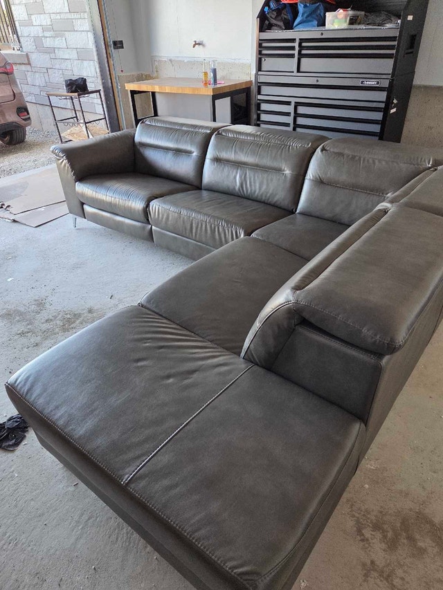 Sectional Leather Couch - photo 3