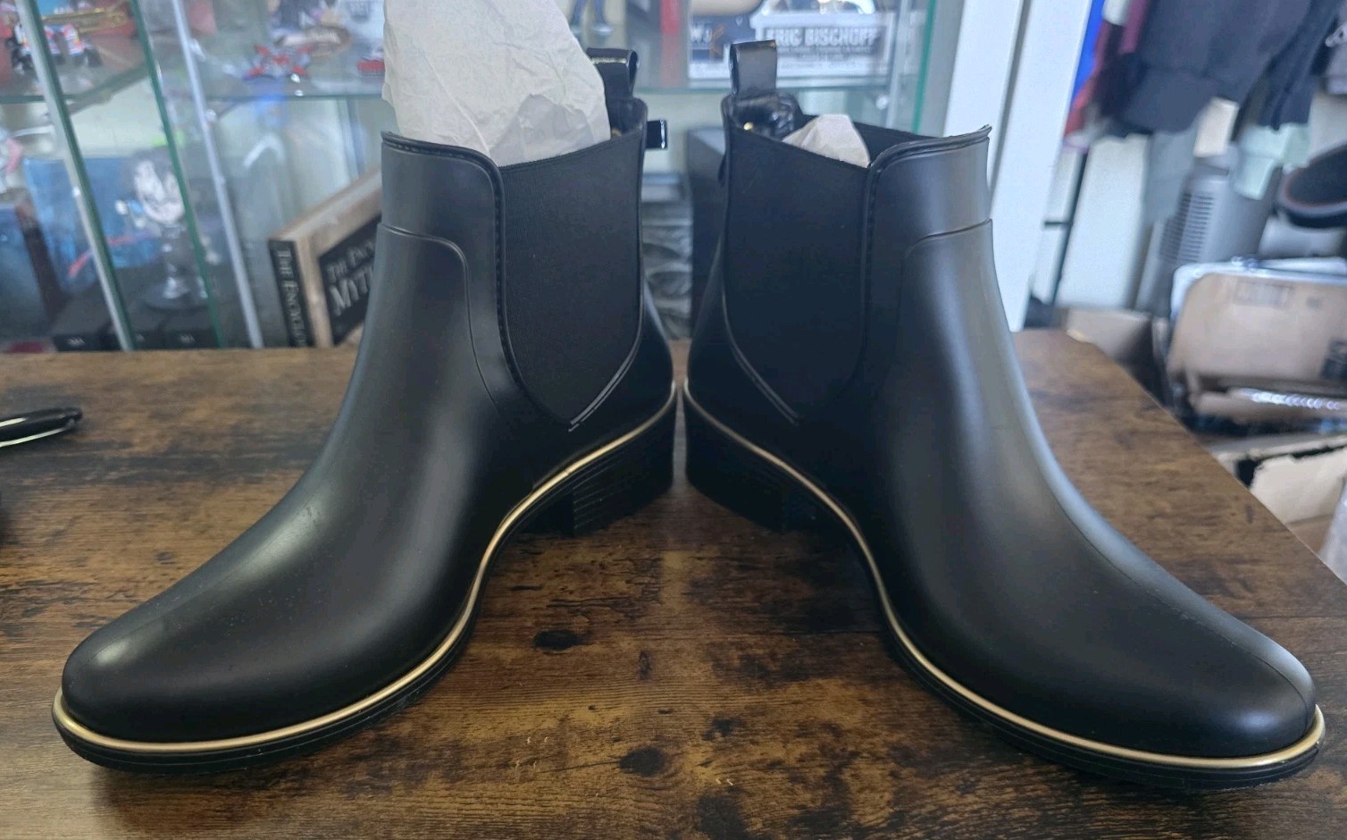 Kate Spade STAR Rubber Rain Bootie Black Size 8 - photo 3