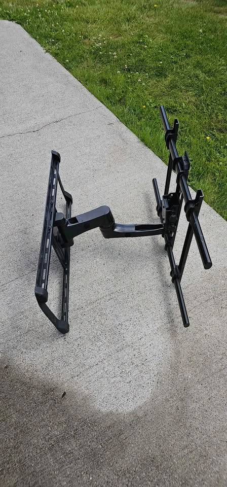 Wall Mount for Big Flat Screen TV - photo 2