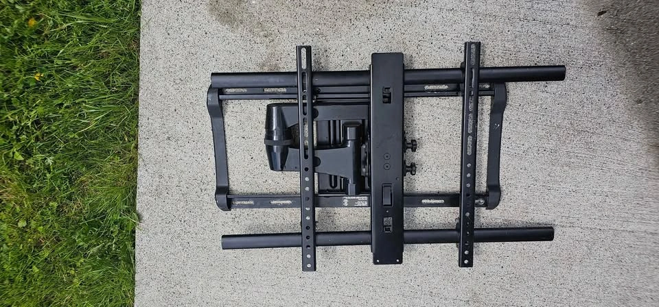 Wall Mount for Big Flat Screen TV - photo 3