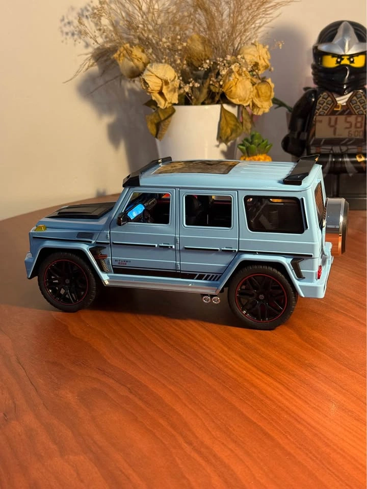 1:18 Mercedes Brabus G-Wagon Diecast Model - BNIB - photo 2