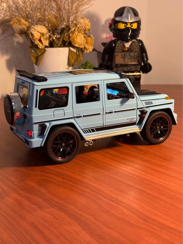 1:18 Mercedes Brabus G-Wagon Diecast Model - BNIB - photo 4