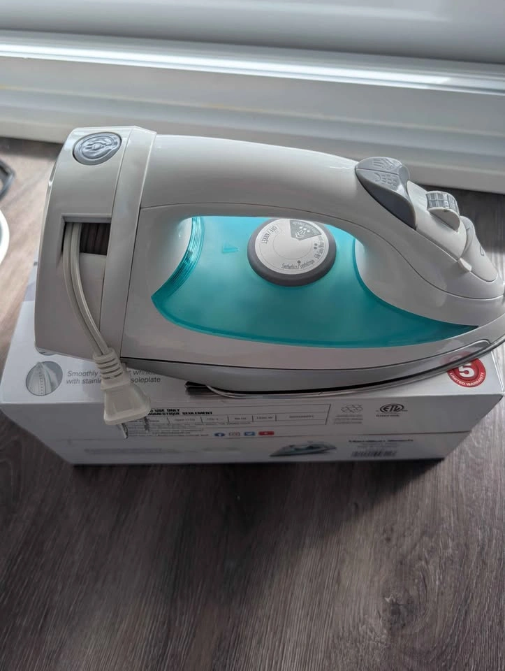 Hamilton Beach Steam Iron - photo 5