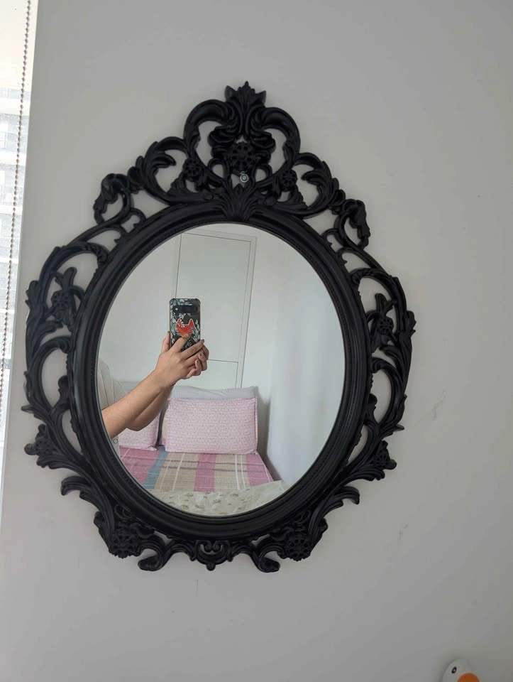 Elegant Set of Two Wall Mirrors - photo 2