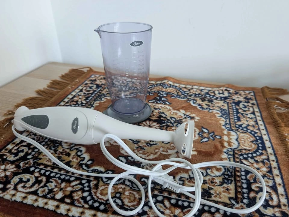Hand Blender with Measuring Beaker - photo 2