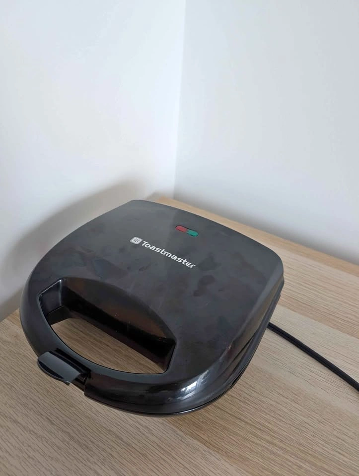 Toast Maker