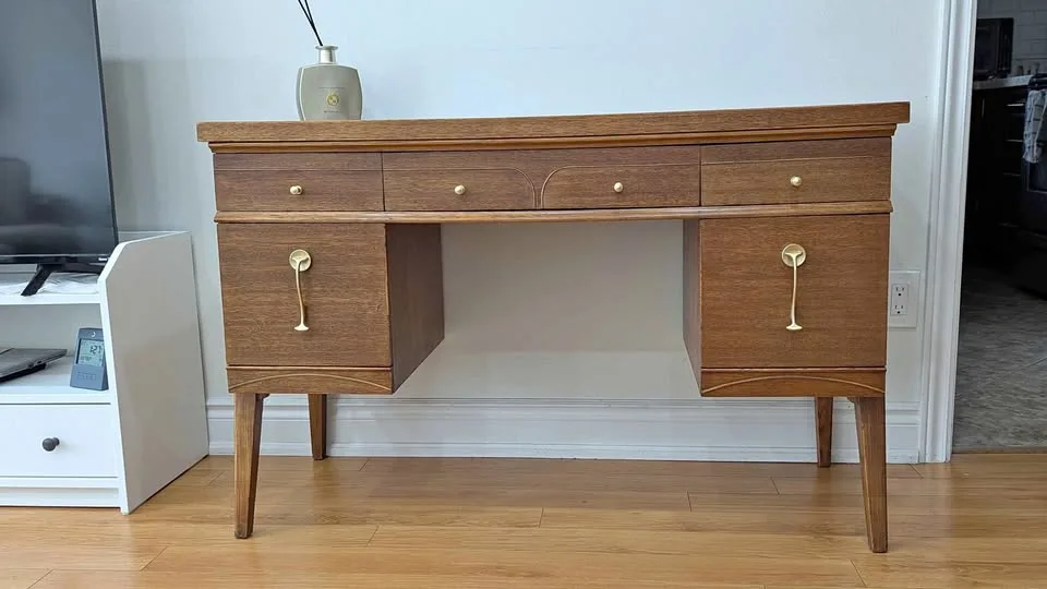 RARE MCM DESK-Excellent Condition. Can Deliver. thumbnail