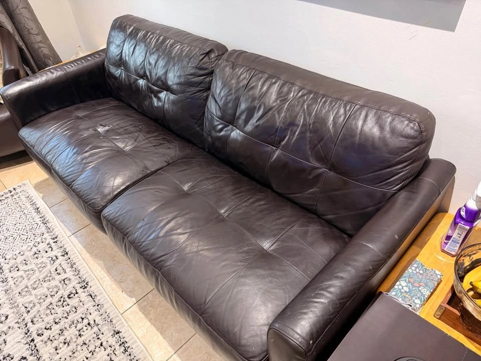 Dark Brown Leather Tufted Sofa - photo 3