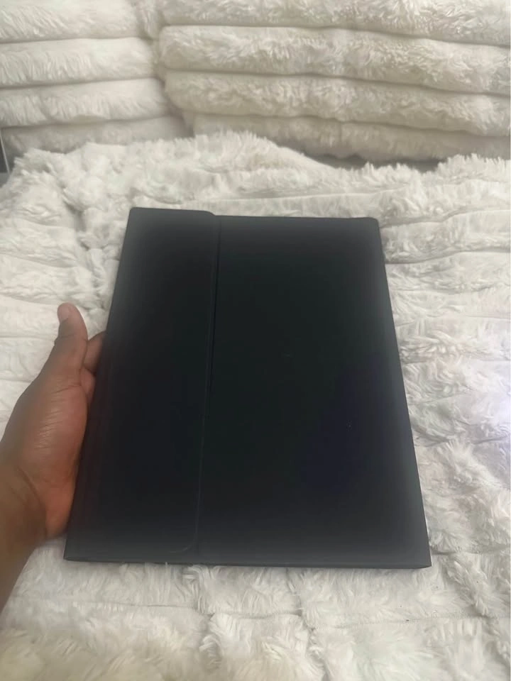 Brand New Wireless keyboard + case - photo 3