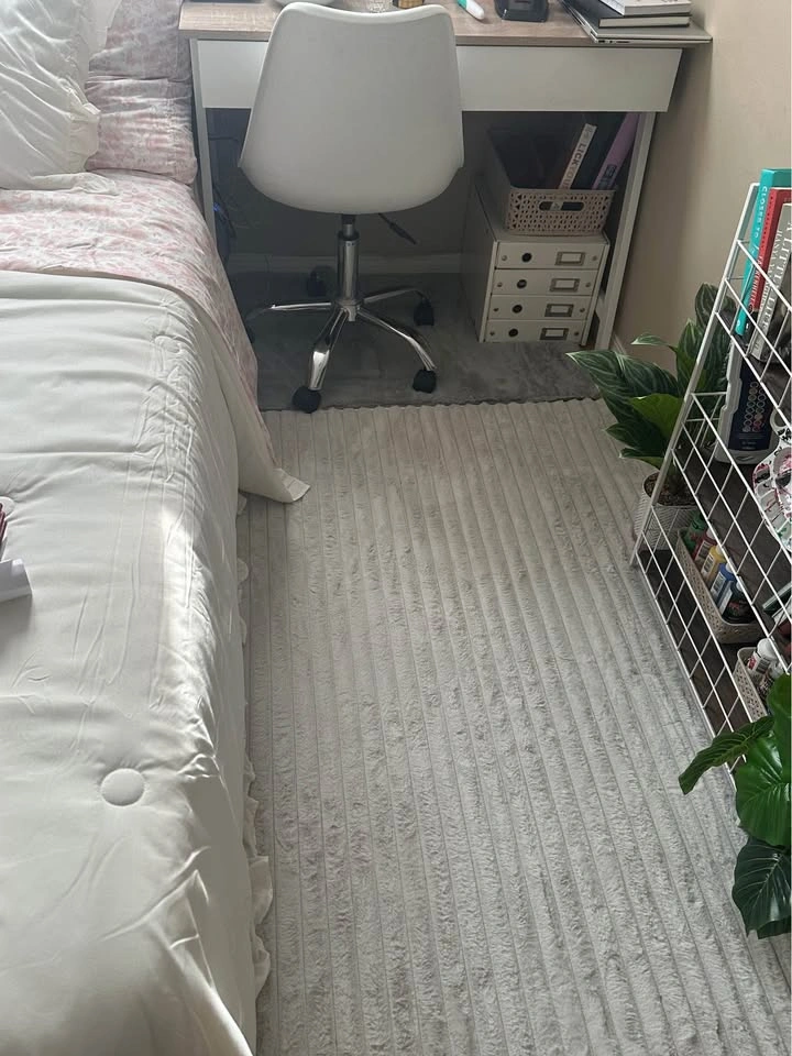 Rabbit Fur Carpet - photo 2