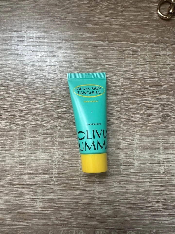 Makeup, skincare, + makeup bag - photo 4