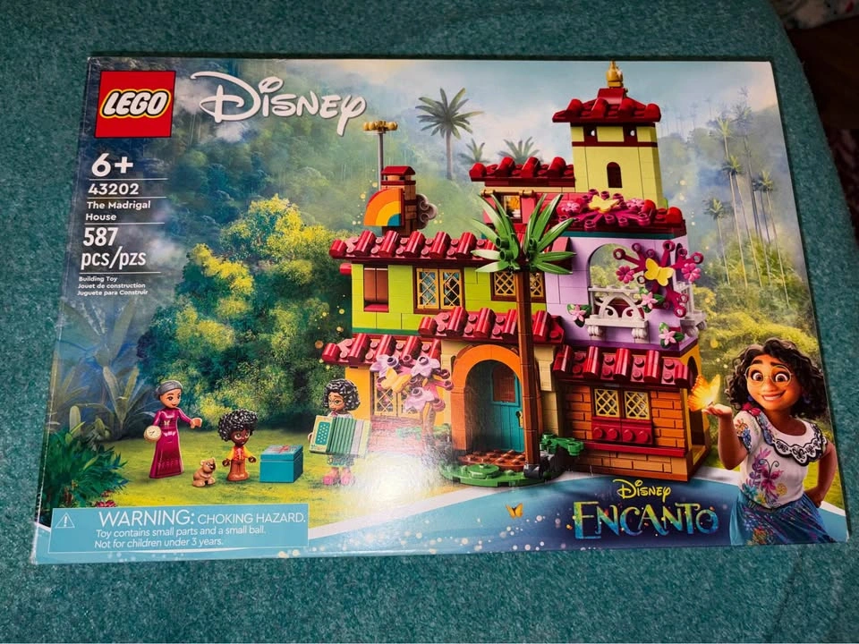 Disney Lego Sets - Wish & Encanto - photo 5