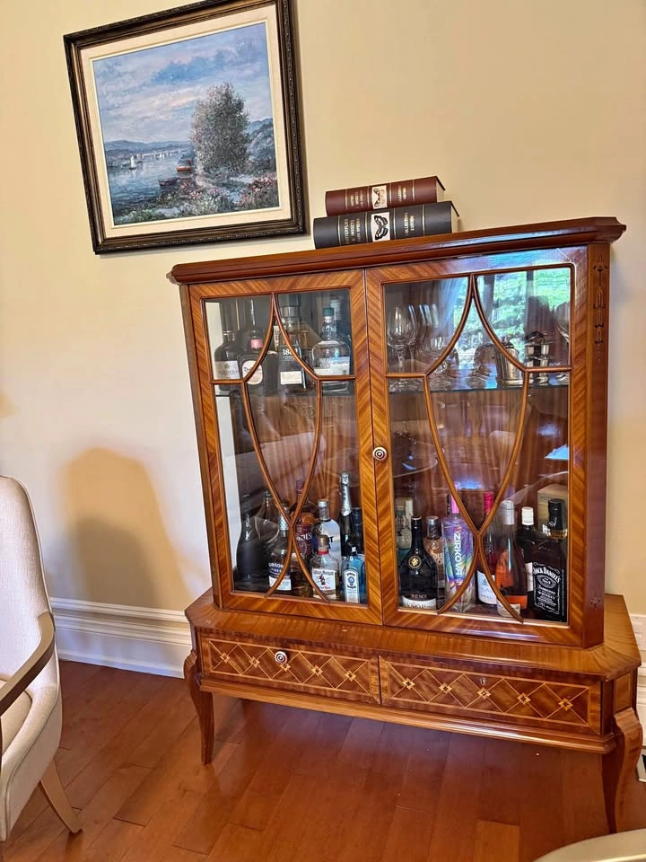Antique Edwardian Sheraton Revival Display Cabinet / Hutch – $55