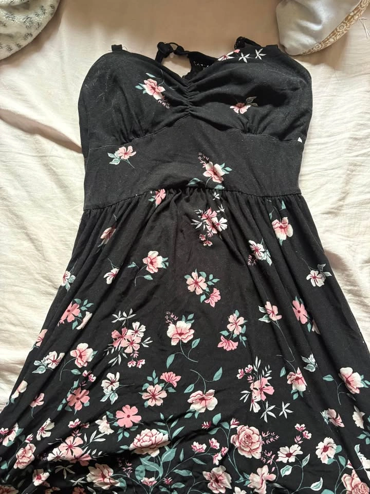 Women's Clothing - photo 3