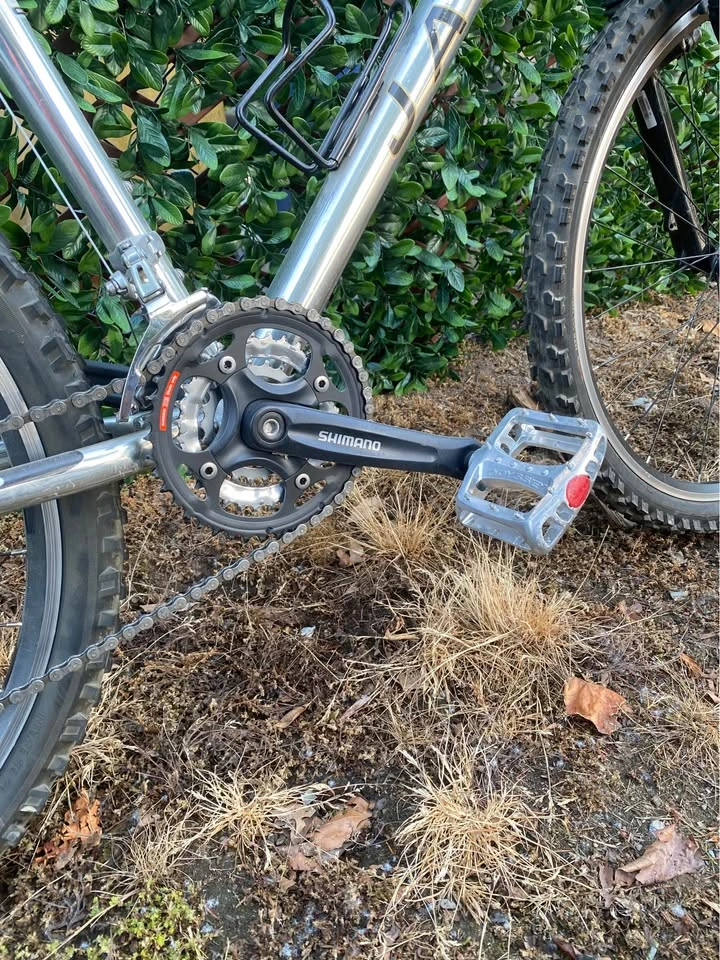 Silver Java Norco Bike (For Parts) - photo 4