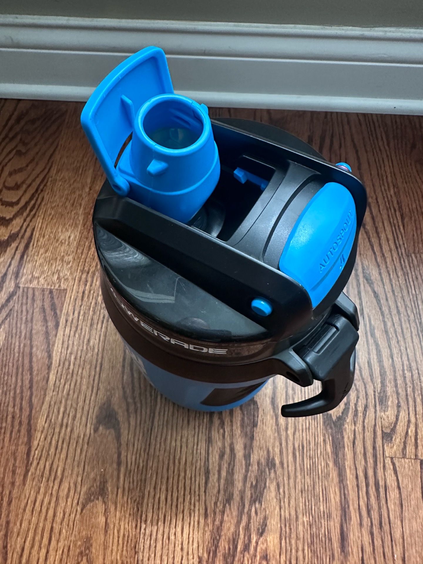 POWERADE 64oz AutoSpout Water Bottle Jug Thermos - photo 2