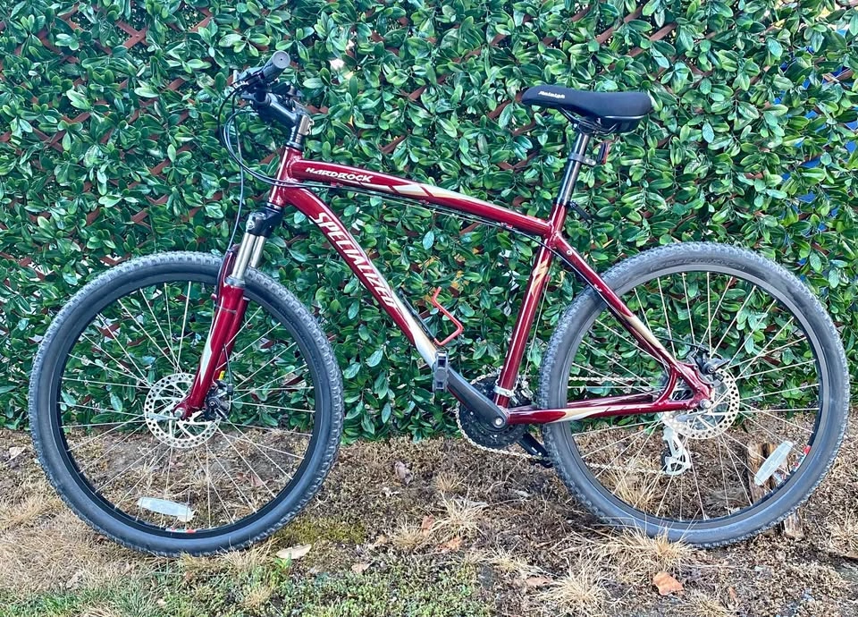 Maroon Hardrock Specialized Bike (Delivery Available)