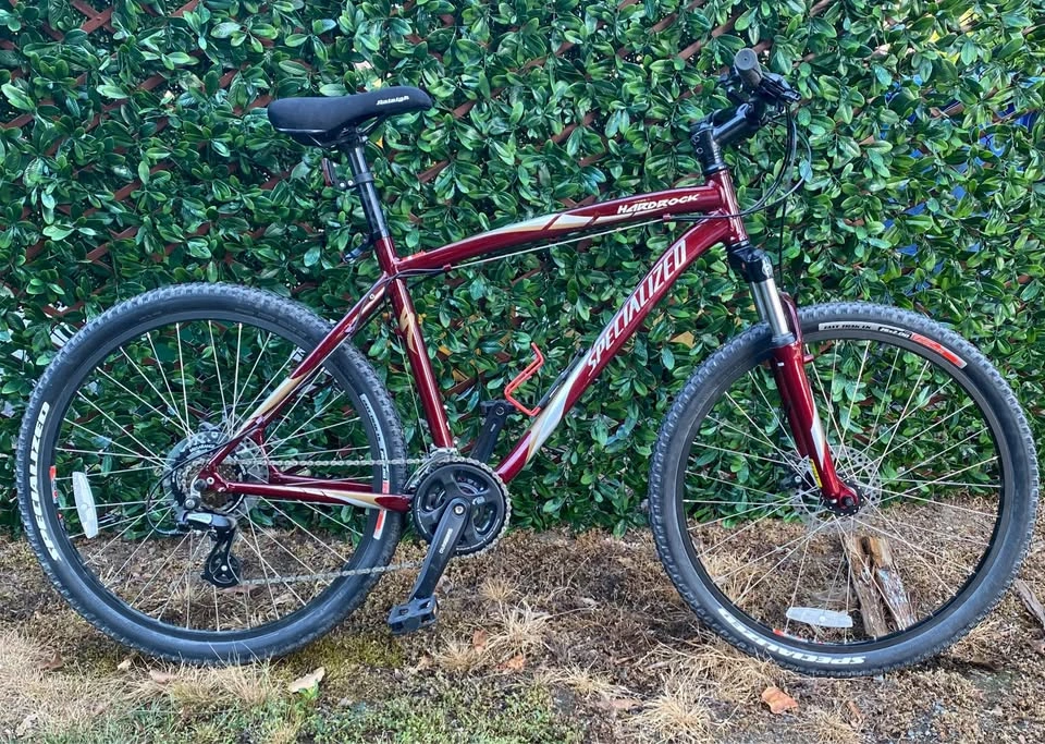 Maroon Hardrock Specialized Bike (Delivery Available) - photo 2