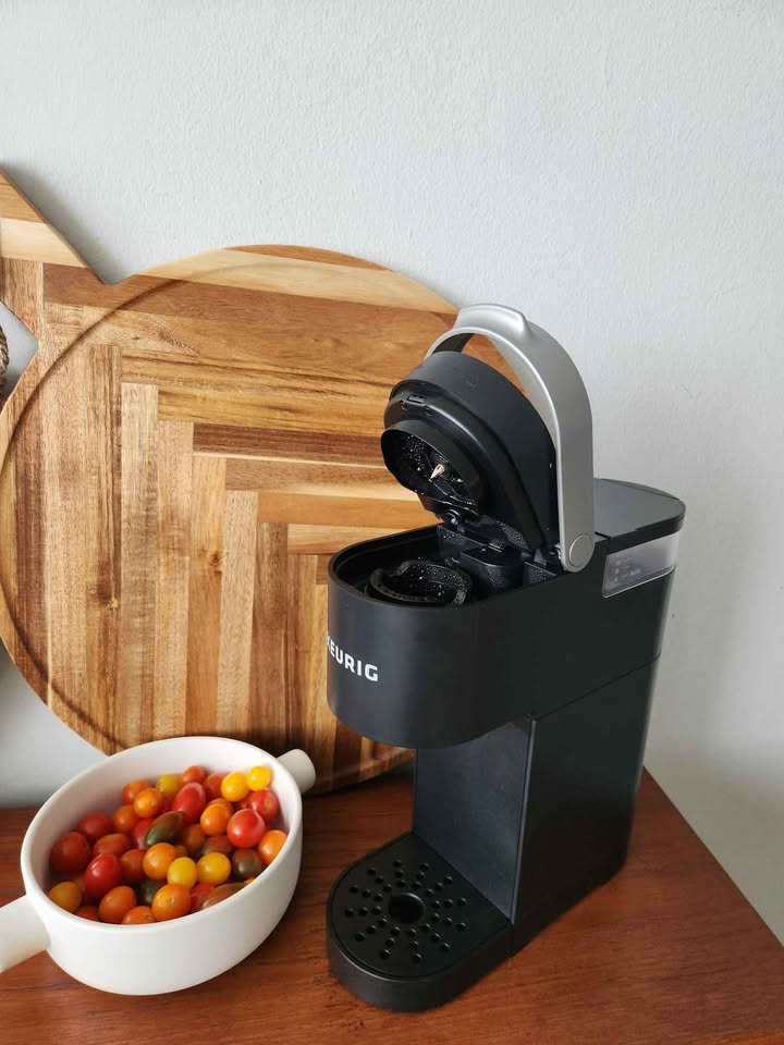 Keurig K-Mini Single Serve Coffee Maker - photo 2