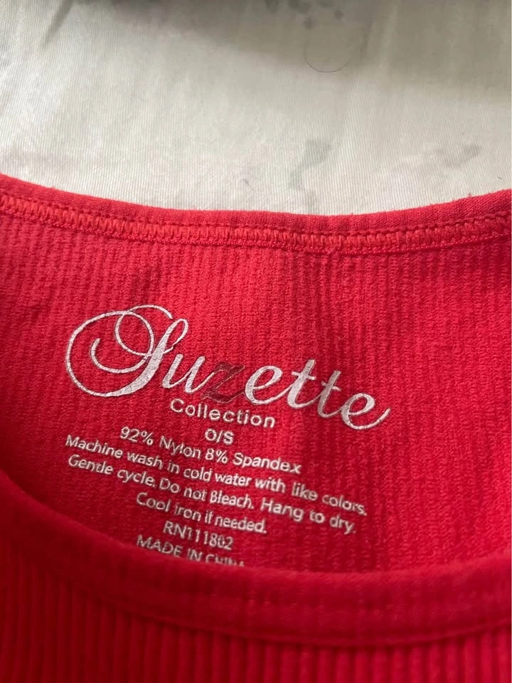 Suzette Collection Red Ribbed Asymmetrical Neckline Tank Top - photo 2