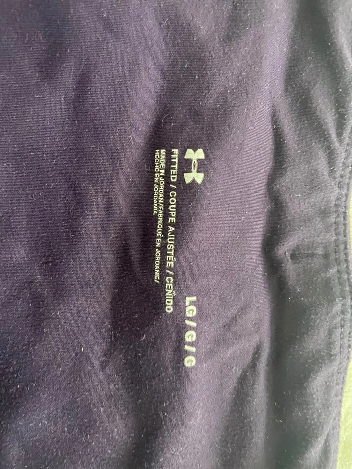 Under Armour Large purple leggings a bit short - photo 2