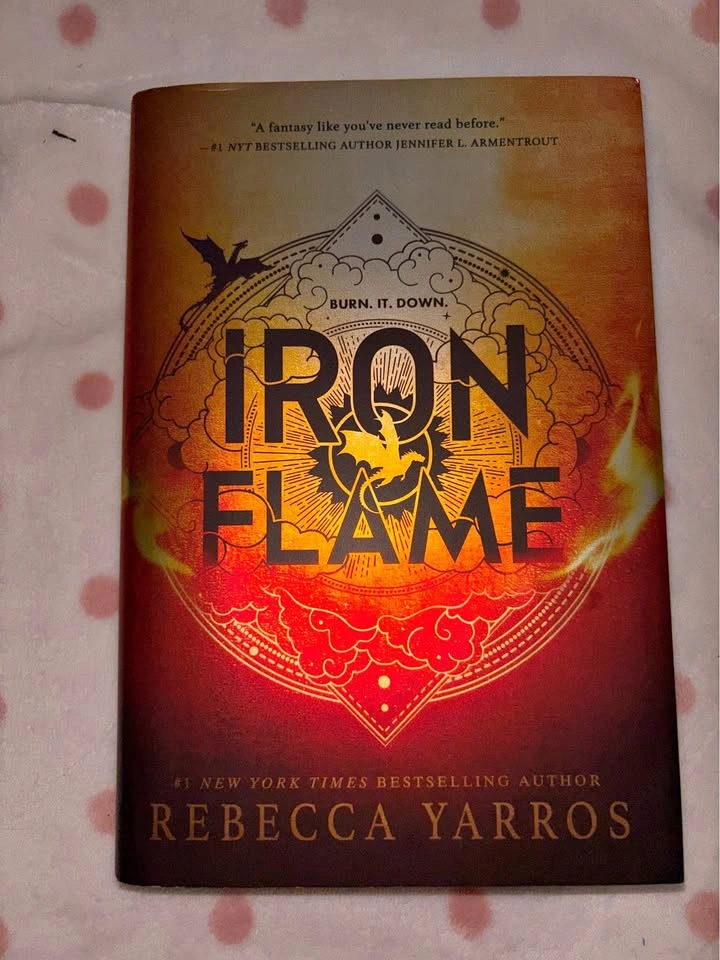 Iron Flame by Rebecca Yarros First Round Print Special Edition