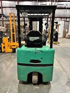 Crown Three-Wheeler 188" Triplex Forklift