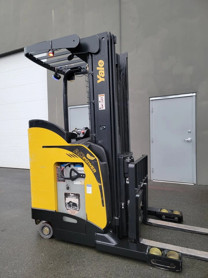 2021 Yale 212” Reach Truck - photo 2