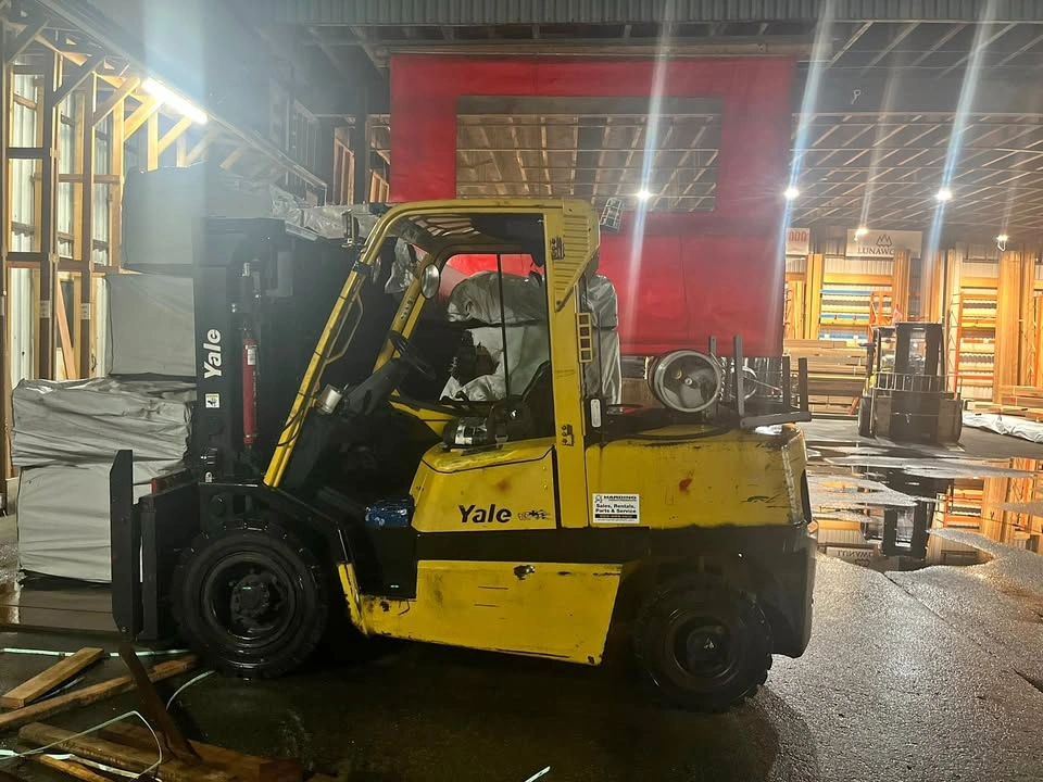 2005 Yale 11000lbs Lumber Forklift