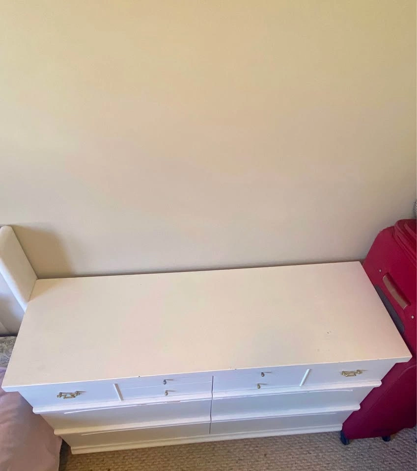 Real Wood White Dresser With 6 Drawers For Sale! - photo 3