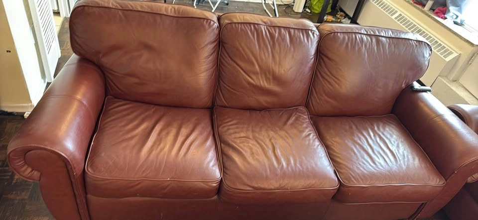 Sofa set with table - photo 4