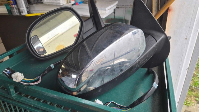2007-2013 Silverado/Sierra Power Mirrors
