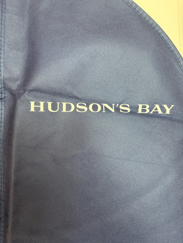 Hudson's Bay Garment Bag - Iconic Collectible - BRAND NEW - photo 3