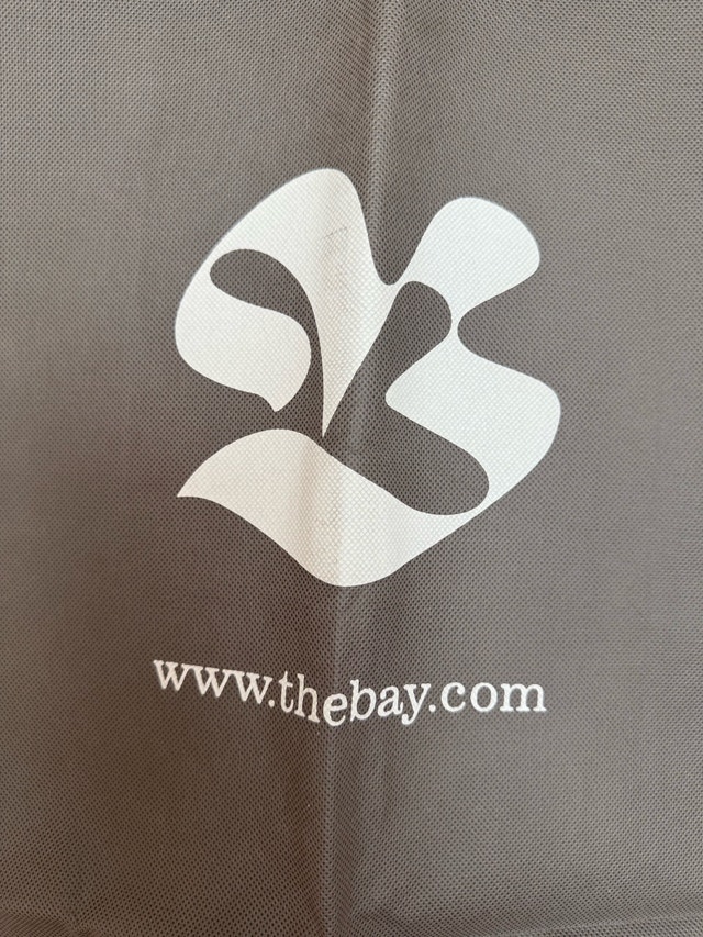 Hudson's Bay Garment Bag - Iconic Collectible - Brand New - photo 3