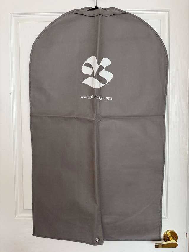 Hudson's Bay Garment Bag - Iconic Collectible - Brand New - photo 4