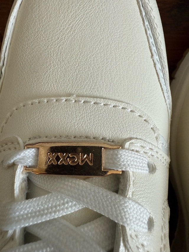 Casual Sneakers, NEW Retails $50.00: Size 8 - photo 4