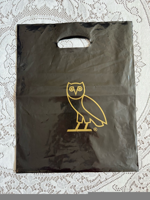 OVO Store Plastic Bags $5.00 each/ Great condition! - photo 4