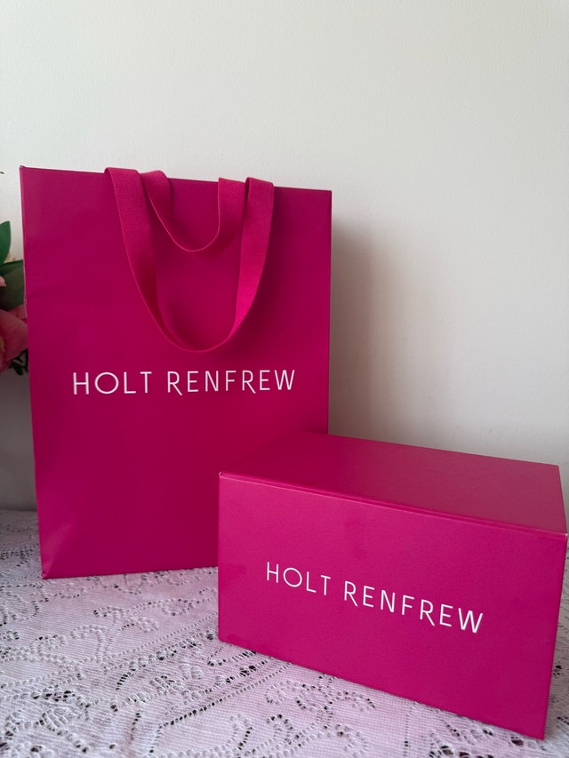 Holt Renfrew Bag and Box (Excellent condition) - photo 3
