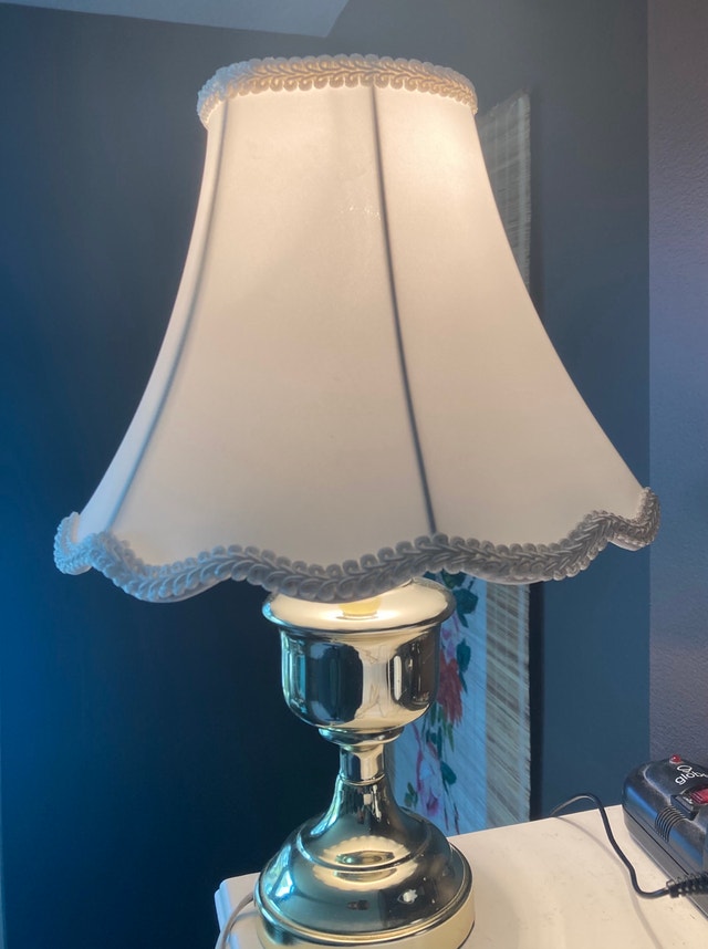 Table or Bedside Lamp - photo 2