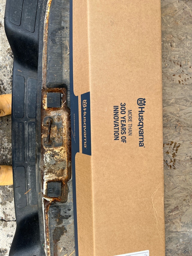 Husqvarna PA1100 LK Pole Saw Attachment - New in Box - photo 4