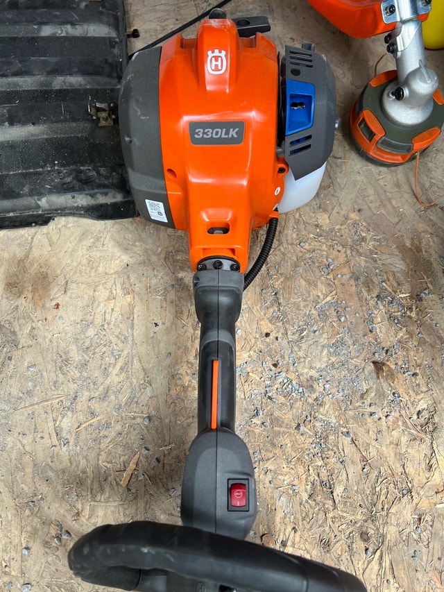Husqvarna 330LK Combi Power Head – Like New!