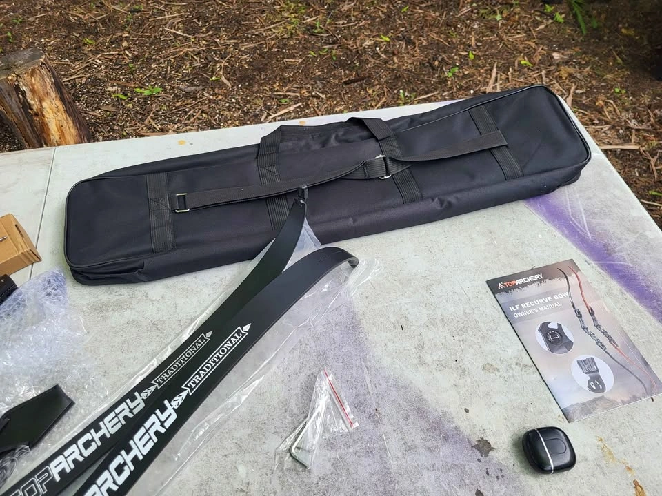 Brand new TOPARCHERY ILF Recurve Bow Set - photo 4