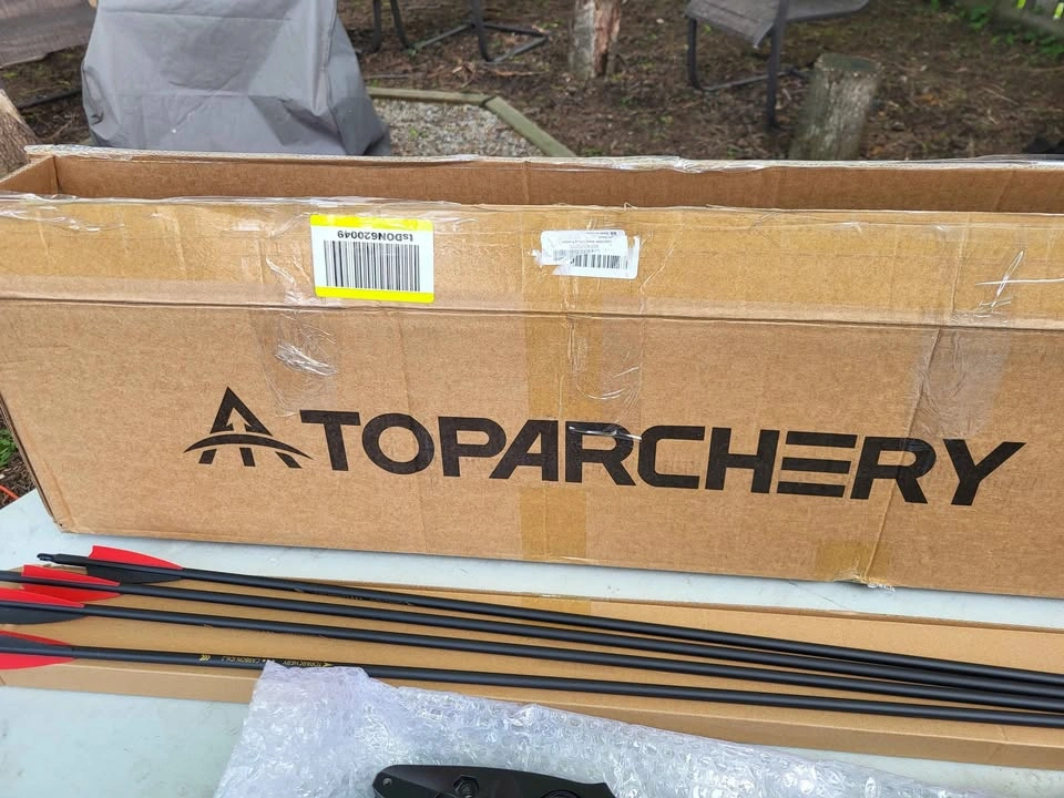 Brand new TOPARCHERY ILF Recurve Bow Set - photo 5