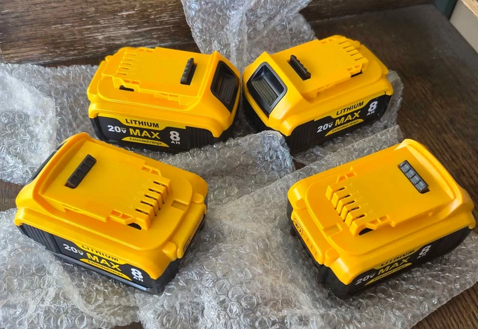 8.0Ah Compatible DeWalt 20V Max Battery - photo 4