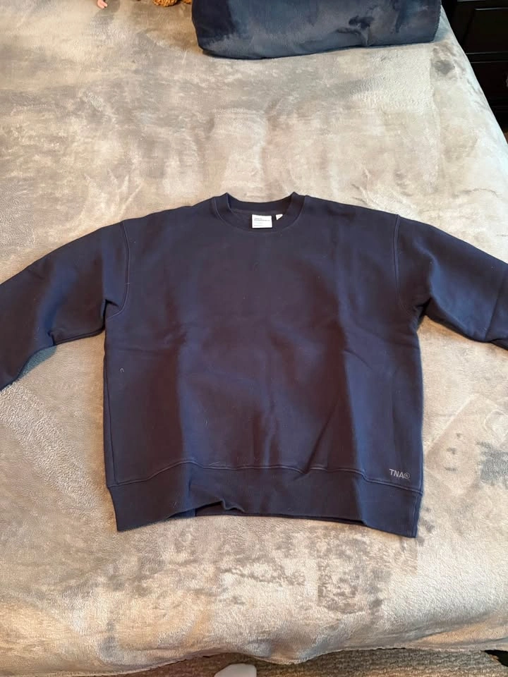3 TNA Perfect Fit Crewnecks (Size S) - photo 5