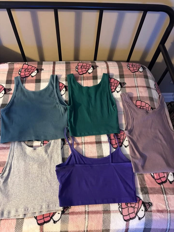 TNA Tank tops (size small) - photo 2